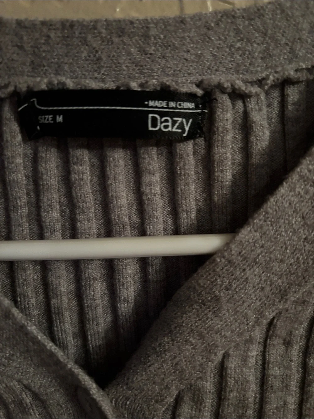 Dazy Gray Ribbed V-Neck Cropped Cardigan - Picture 3 of 4